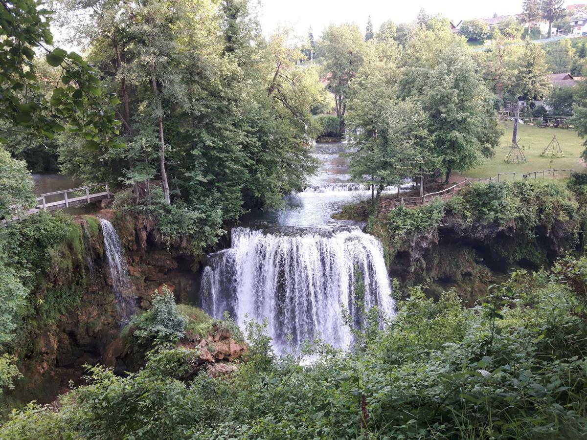 Apartman Petra&Tena Slunj Bagian luar foto